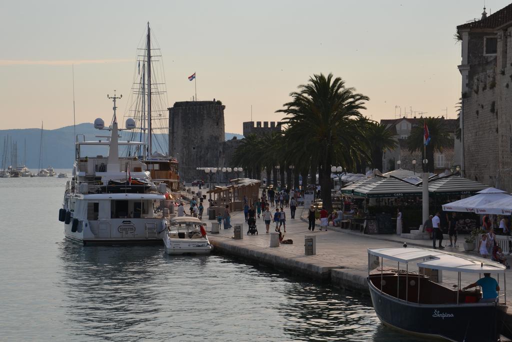 Apartment Kate Trogir Buitenkant foto